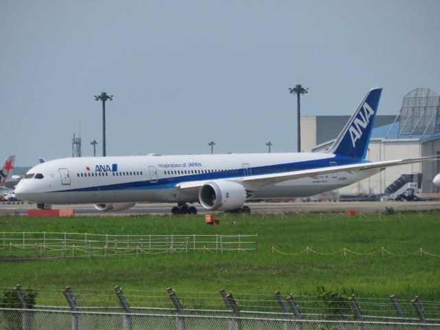 ANA B787-10