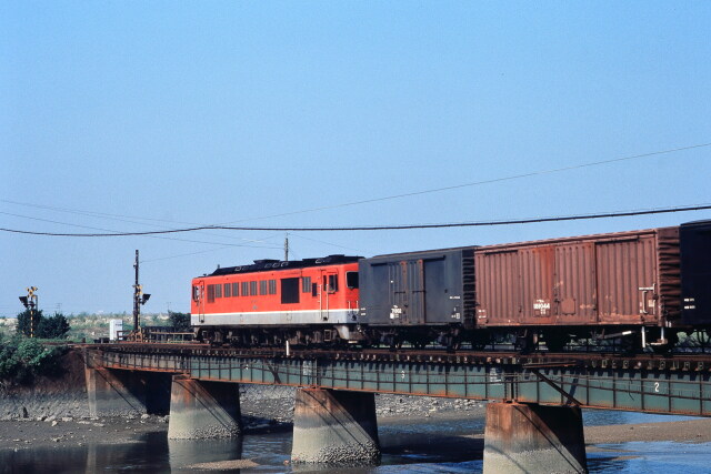 昭和の鉄道256 鉄橋を行く