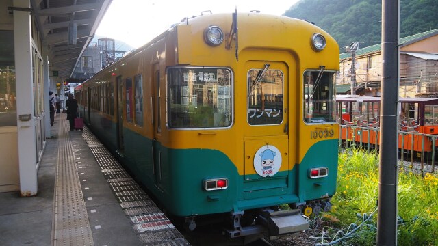 富山地方鉄道