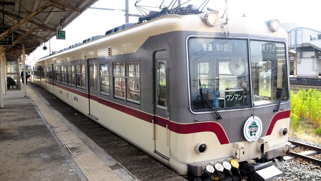 富山地方鉄道