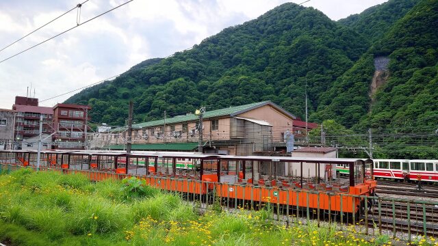 黒部峡谷鉄道