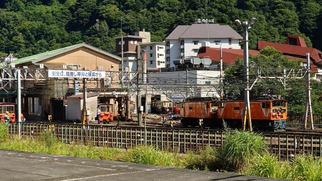 黒部峡谷鉄道