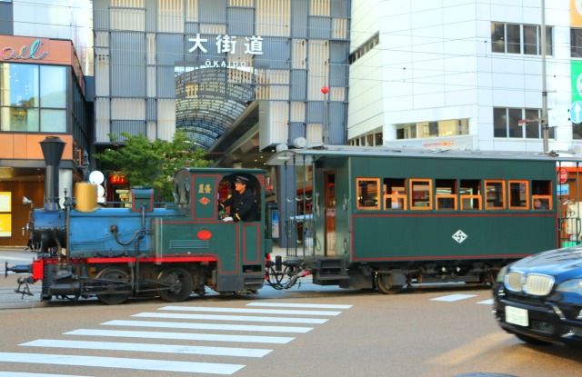 坊ちゃん列車