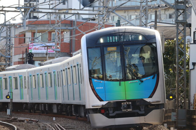 西武で最後に甲種輸送された車両