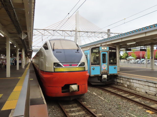 青森駅