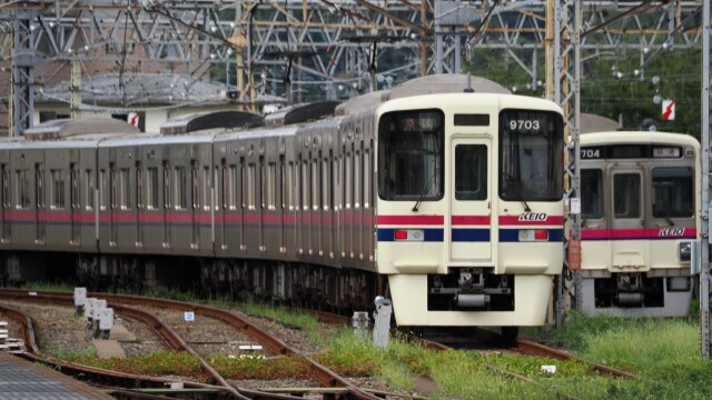 京王電車