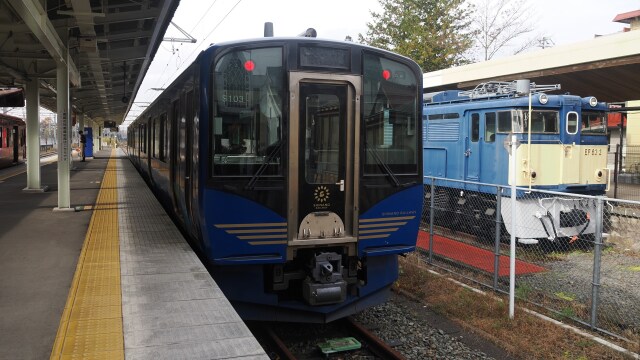 しなの鉄道軽井沢駅