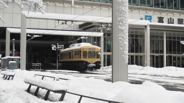 冬の富山市電